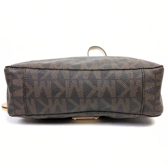 Michael Kors Large Logo Coated Canvas Jet Set Travel Messenger Crossbody Bag - Picture 4 of 6